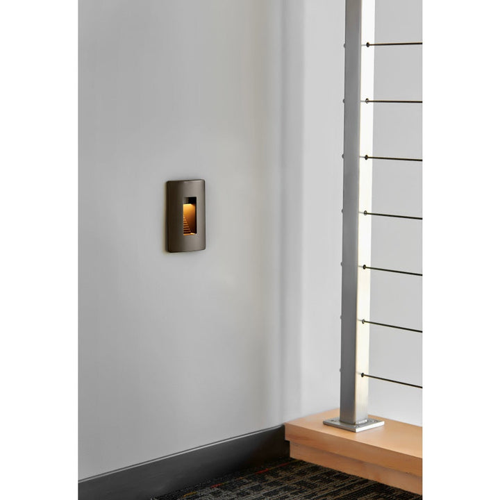 Luna Deck &amp; Step Light