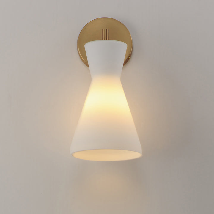 Sinch Wall Sconce Natural Aged Brass alternate view