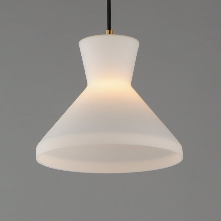 Sinch Single Pendant Natural Aged Brass alternate view