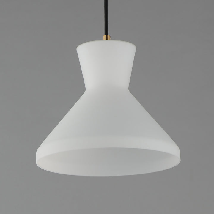 Sinch Single Pendant Natural Aged Brass alternate view