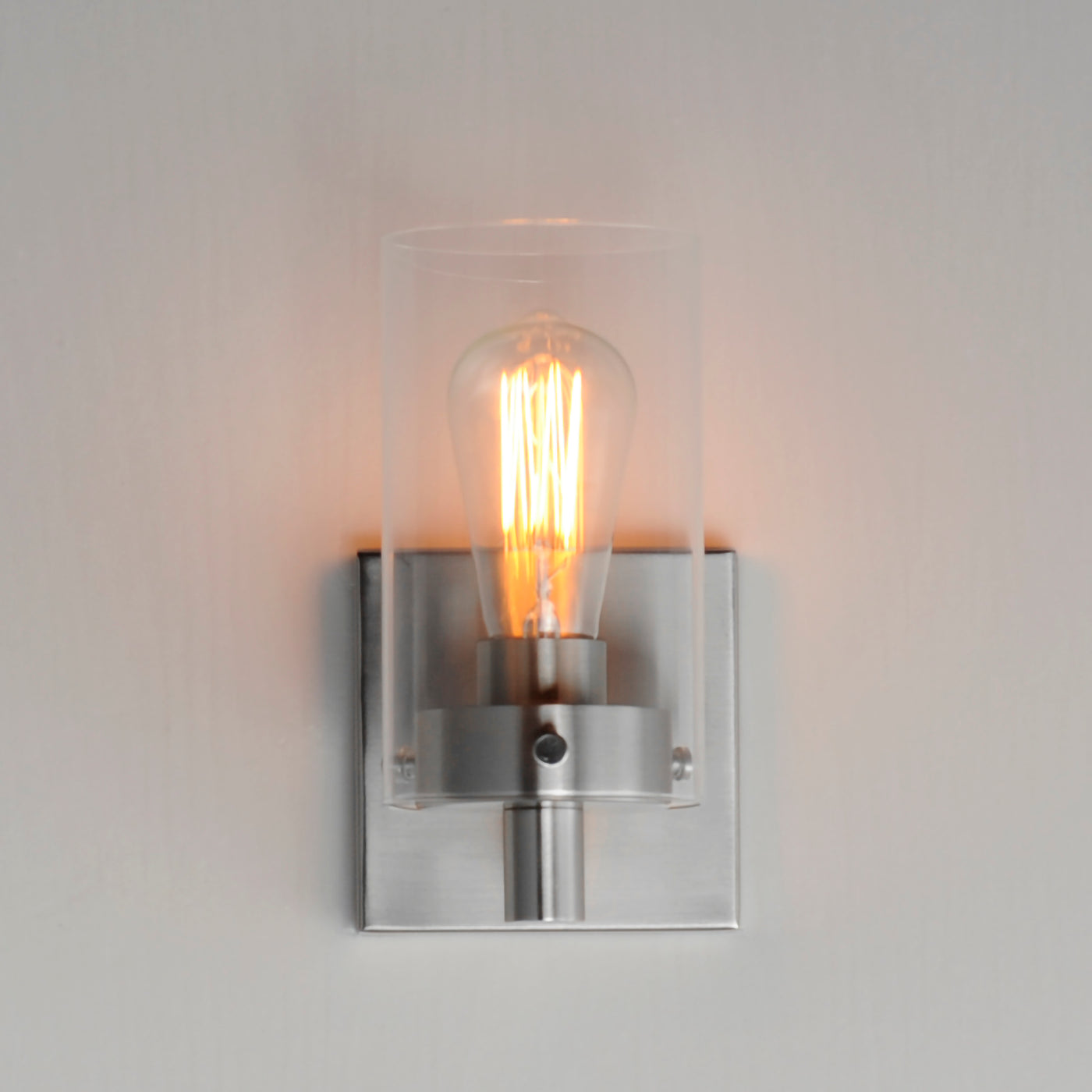 Pinn - 1 Light Wall Sconce