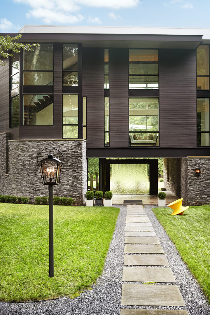 Yale Wall Mount Lantern