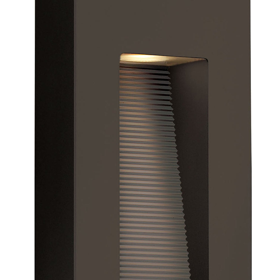 Luna Outdoor Wall Light