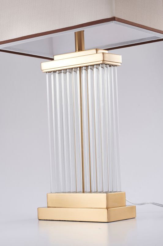 Clear Glass Table Lamp by Bethel - view 3