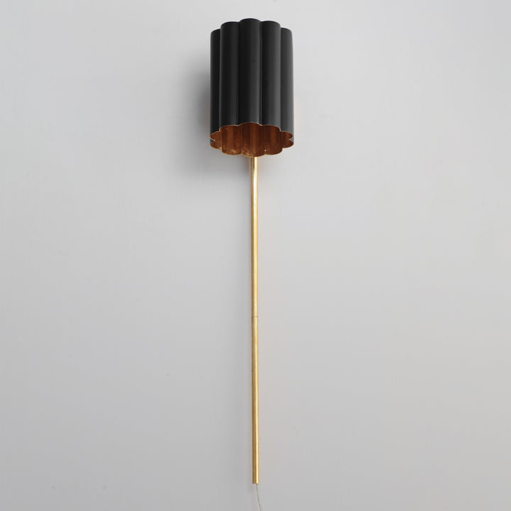 Primrose 1-Light Wall Sconce Black / Gold Leaf alternate view