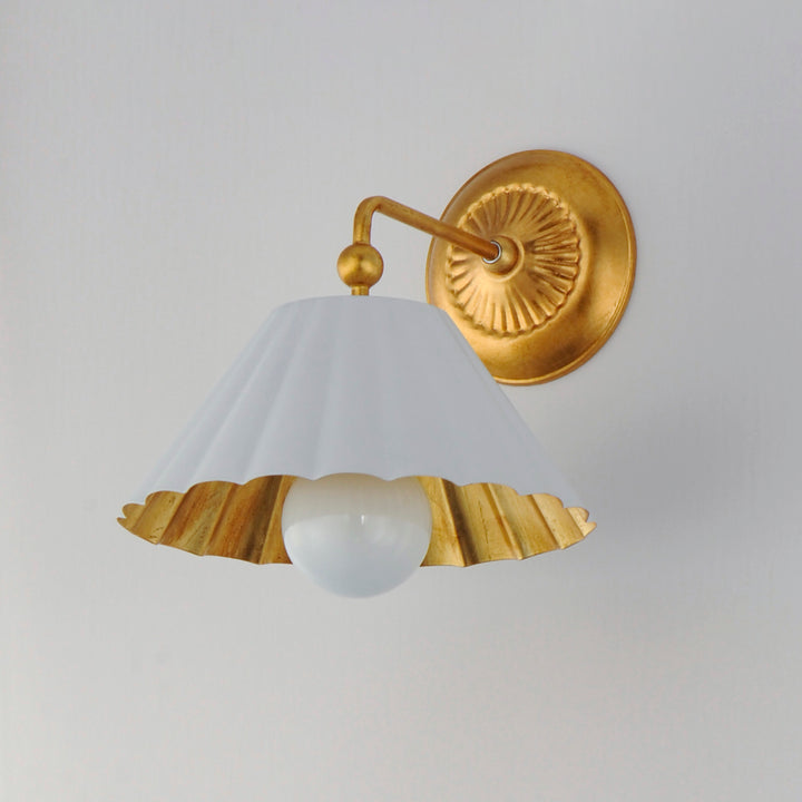 Primrose 1-Light Wall Sconce Matte White / Gold Leaf alternate view