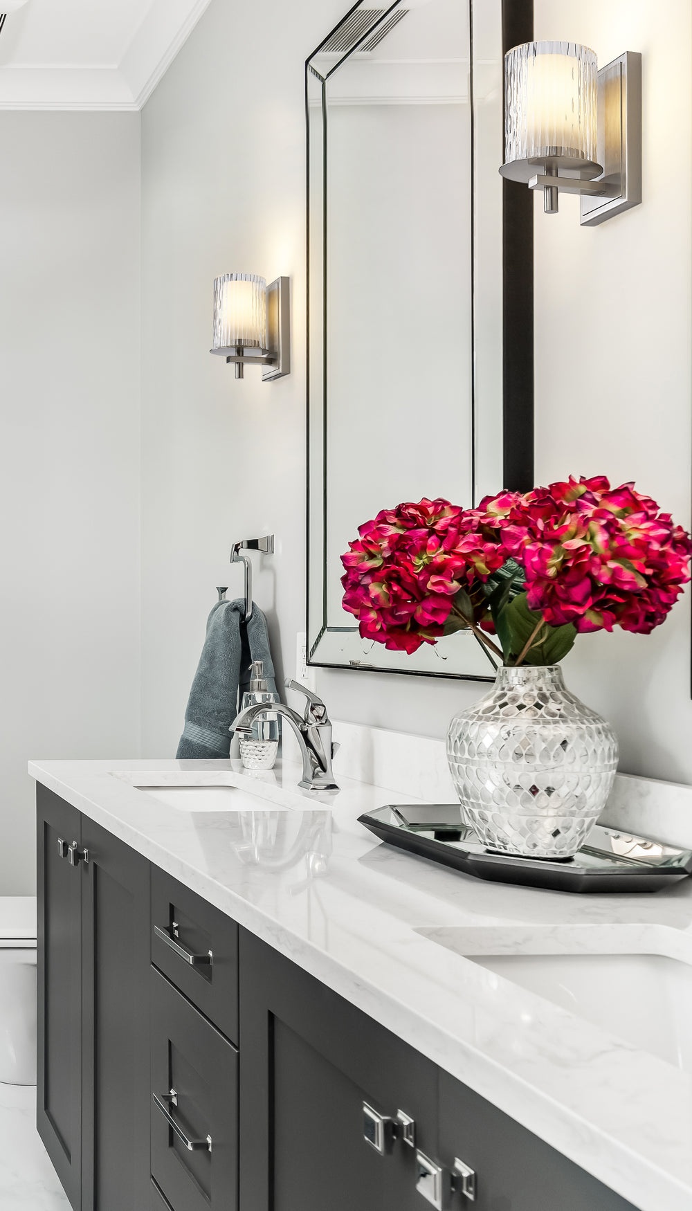 Grayson - 1 Light Wall Sconce