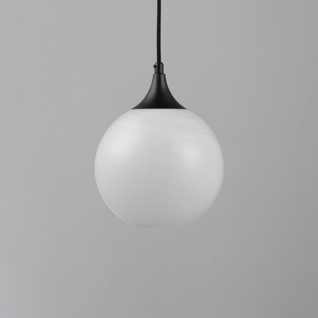 Neve Single Pendant Black alternate view