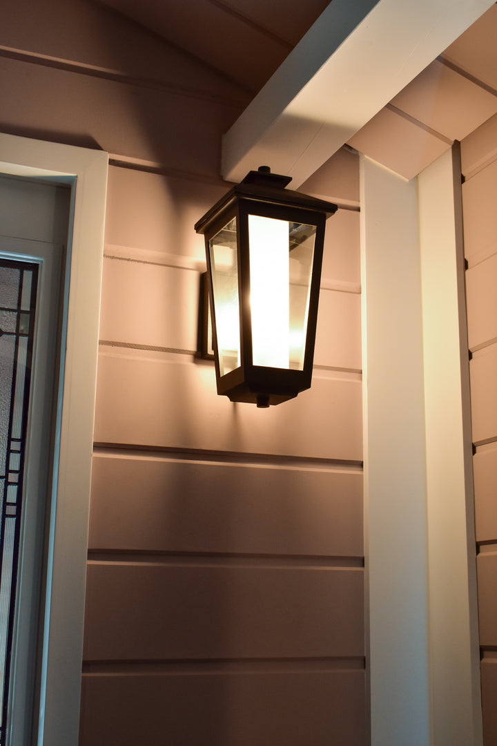 Aberdeen 1-Light Outdoor Wall CLFTAT room setting