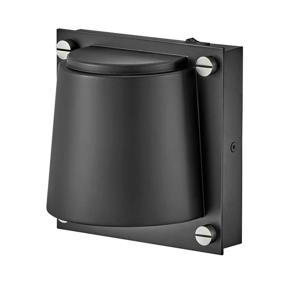 SCOUT Small Single Light Sconce