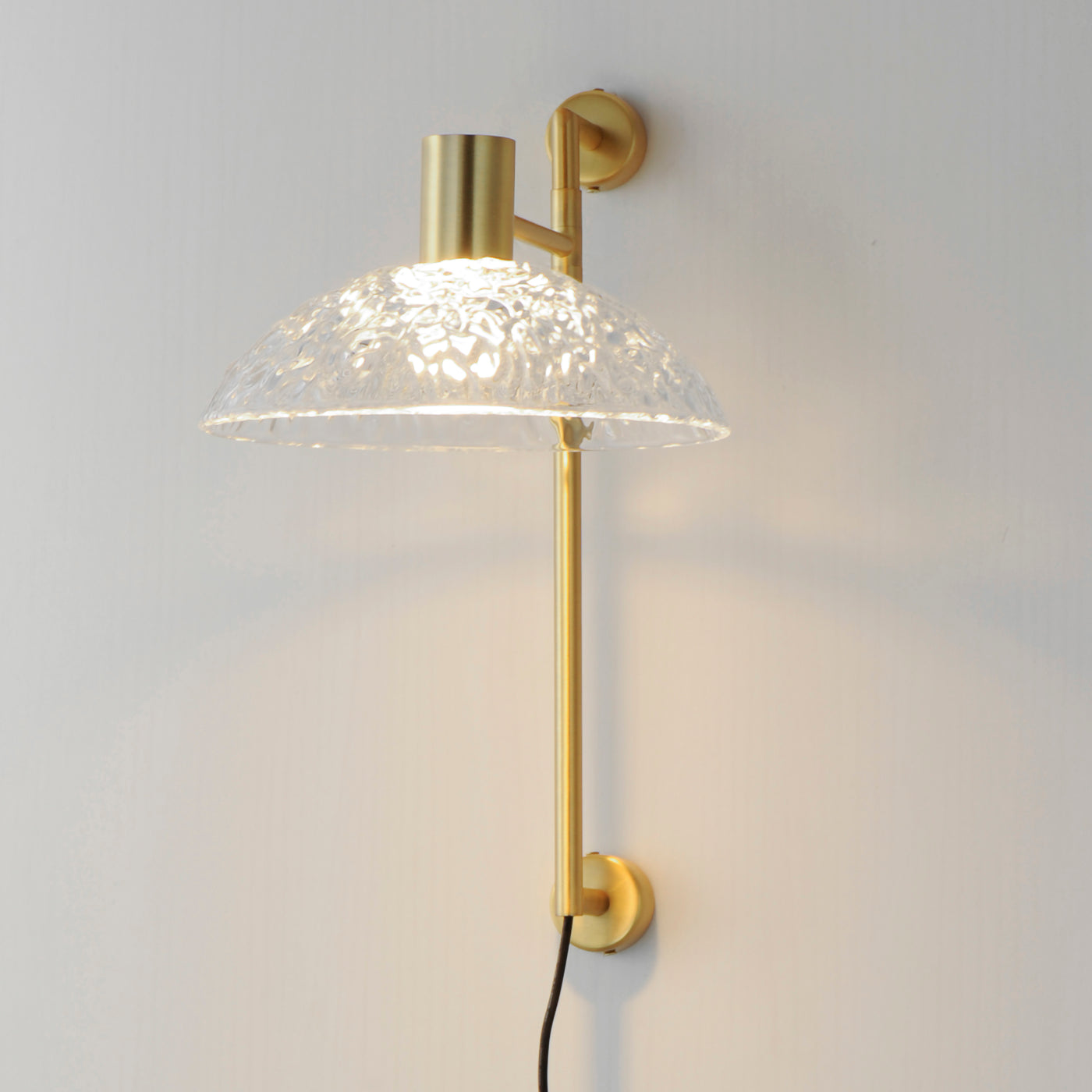 Metropolis - 1 Light Pin-Up LED Sconce