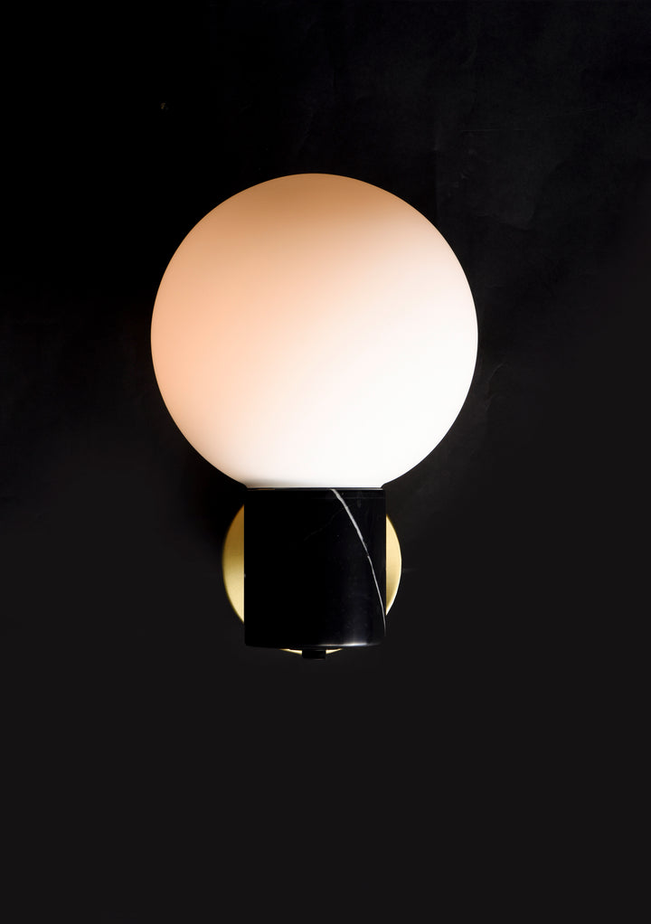 Vesper 1-Light Wall Sconce Satin Brass / Black alternate view