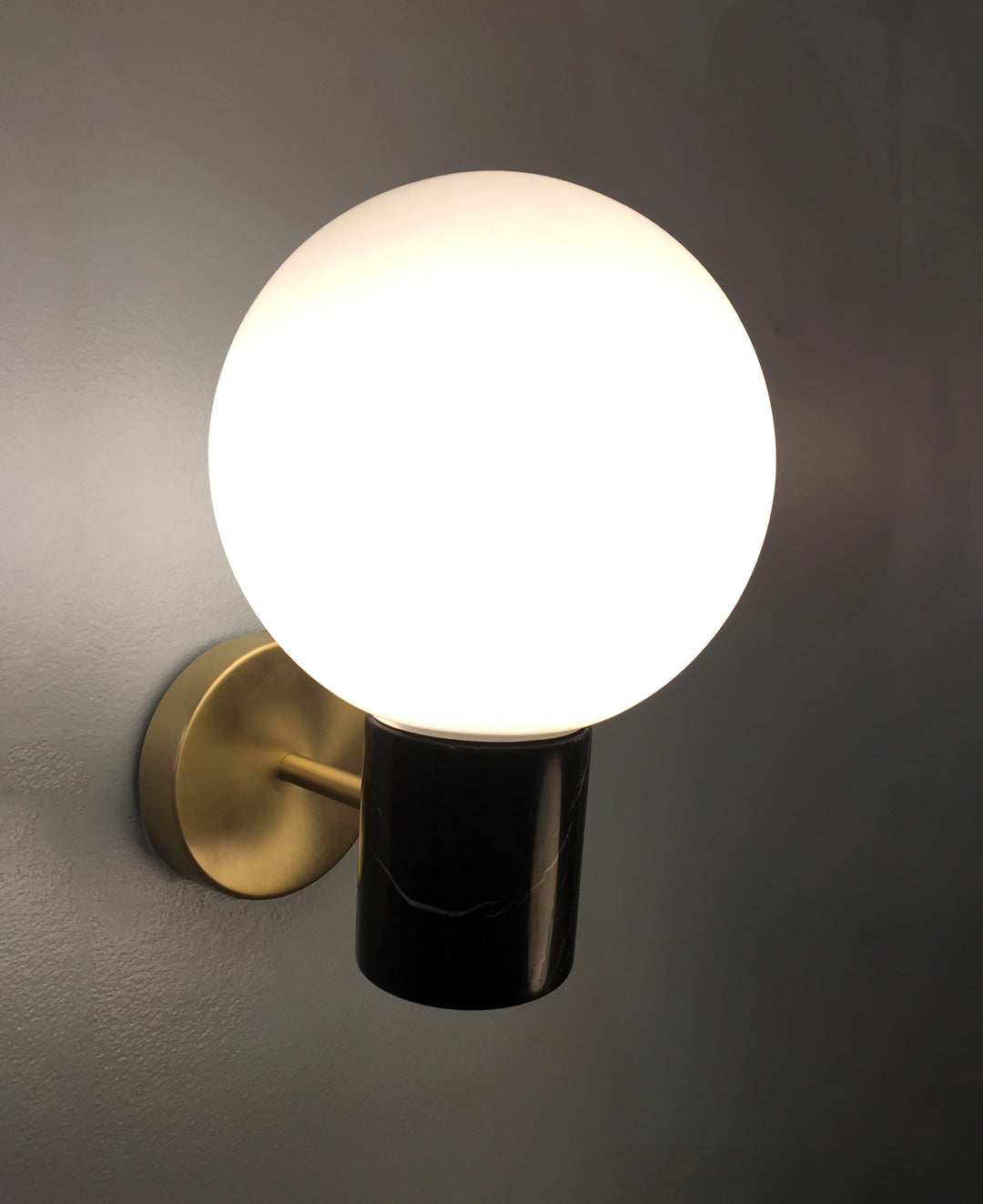 Vesper 1-Light Wall Sconce Satin Brass / Black alternate view