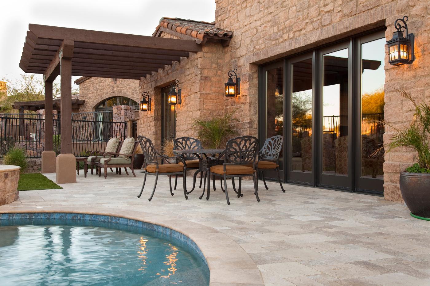 Nantucket - Outdoor Wall Lantern