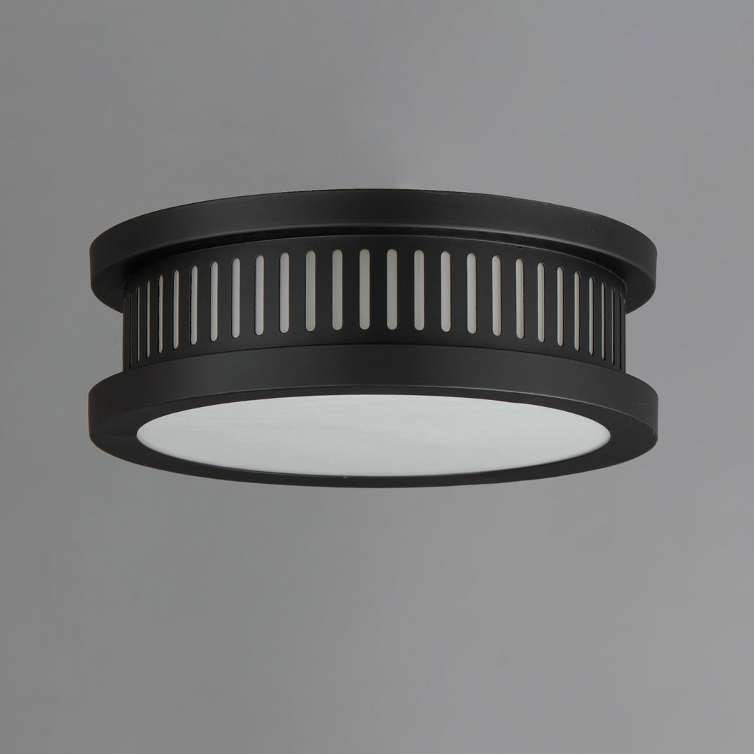 Oxford Outdoor 3-Light Flush Mount White / Black alternate view