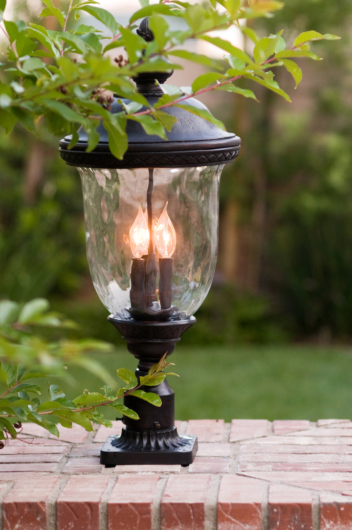 Carriage House DC 3-LT Outdoor Pole/Post Lantern WGOB room setting