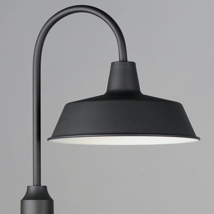 Pier M 1-Light Post Lantern Black alternate view