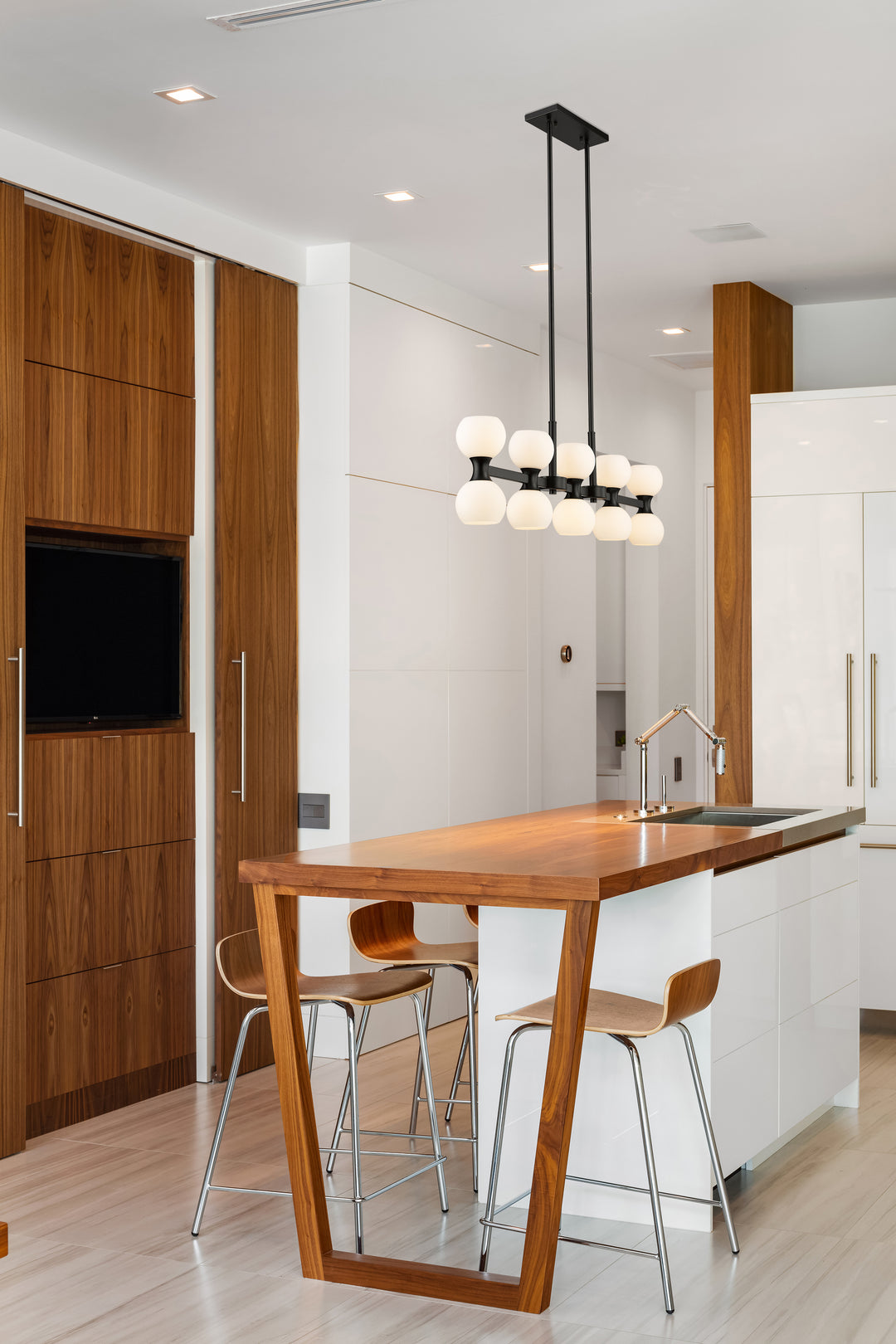 Artemis - Linear Chandelier