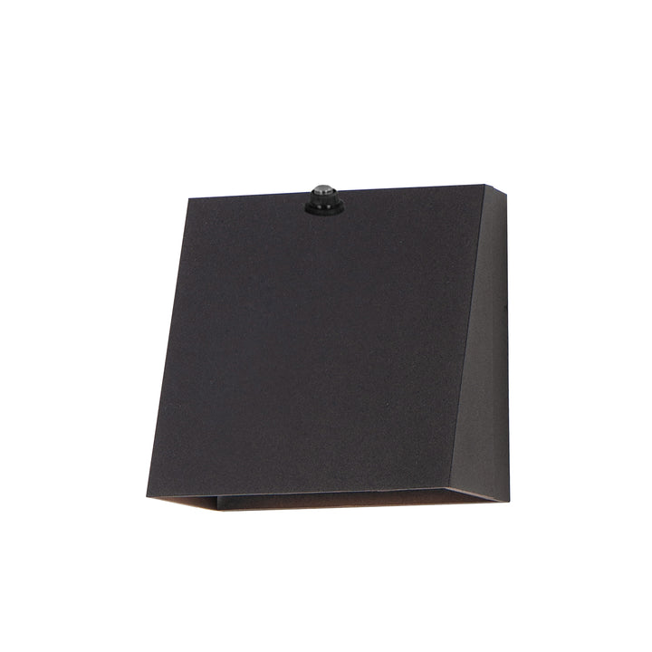 Pathfinder LED Outdoor Wall Sconce w/Photocell Architectural Bronze