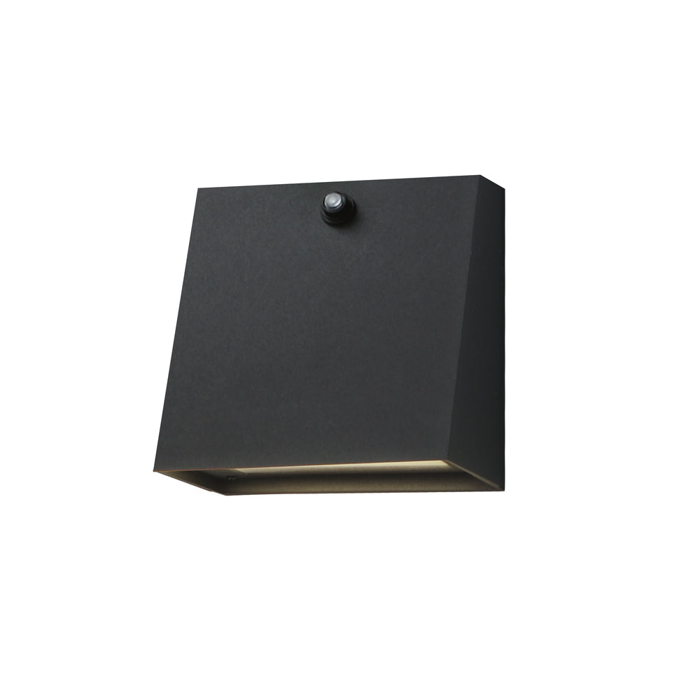 Pathfinder LED Outdoor Sconce w Photocell-5CCT Black
