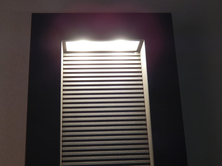 Avenue Medium LED Outdoor Wall Sconce Architectural Bronze alternate view