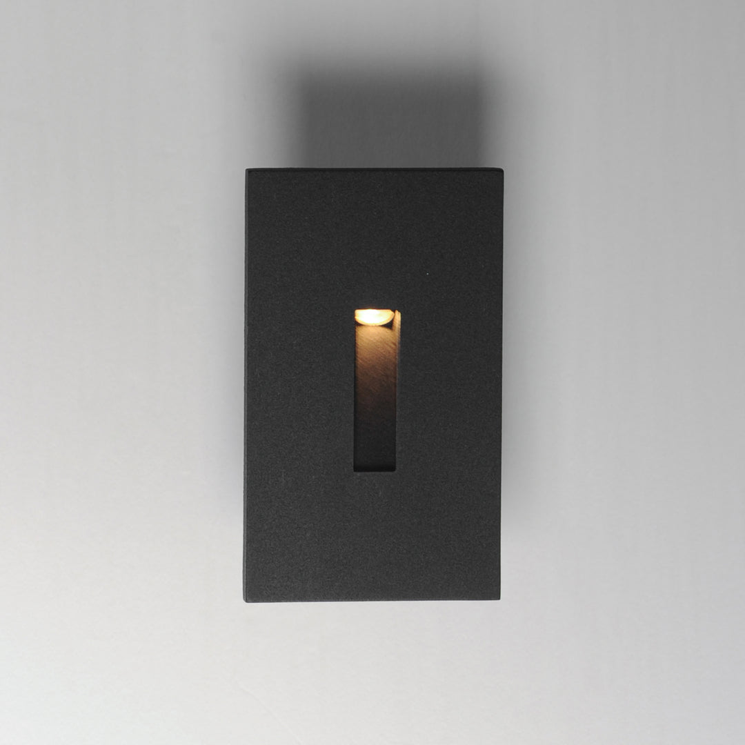 Path Slit Step Light - 3CCT Black alternate view