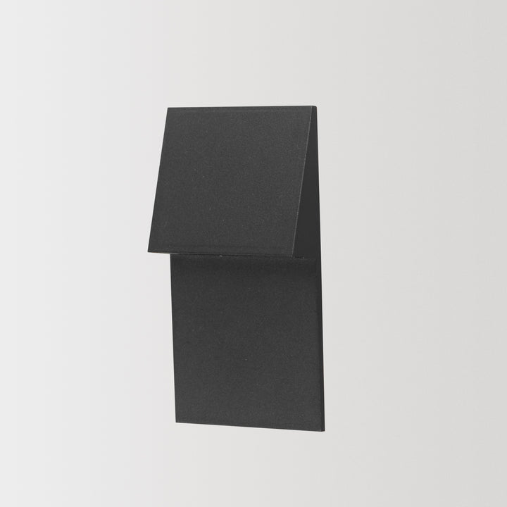 Pathfinder Step Light Black alternate view