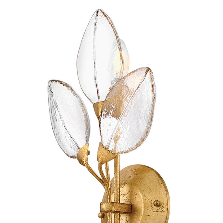 Amira Sconce