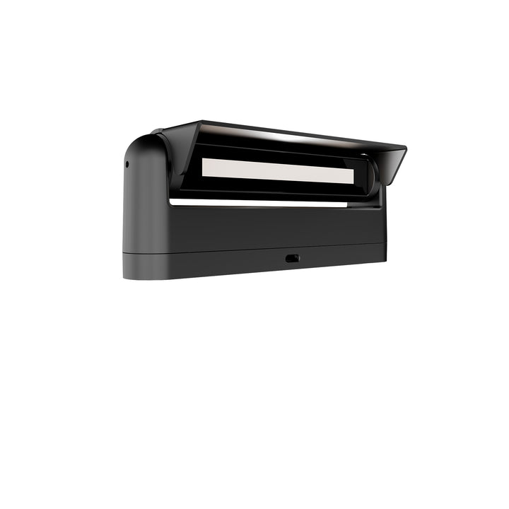 Linear Path Colorscaping in Black on Aluminum by WAC Lighting