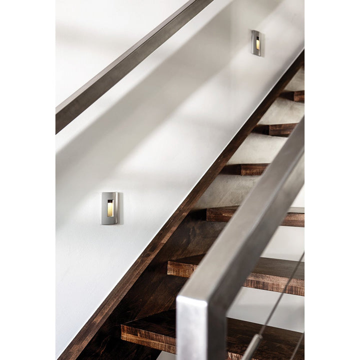 Luna Deck &amp; Step Light