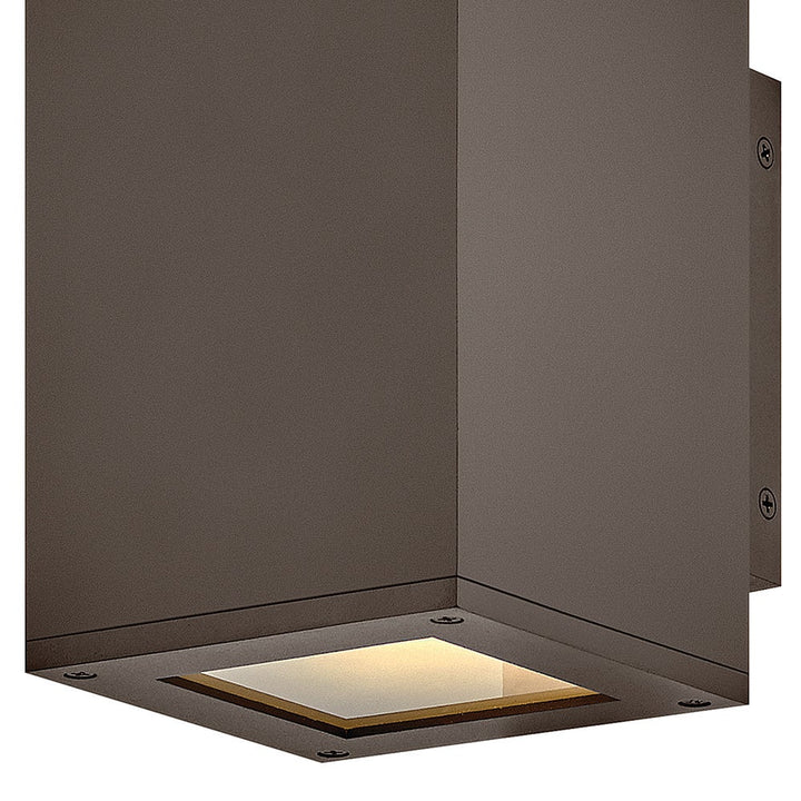 Tetra Outdoor Wall Light