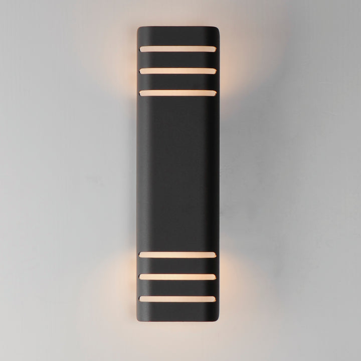 Lightray Medium LED Outdoor Wall Lamp Architectural Bronze alternate view
