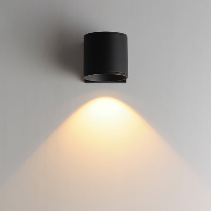 Stout RD 120-277V Indoor/Outdoor Wall Sconce Black alternate view
