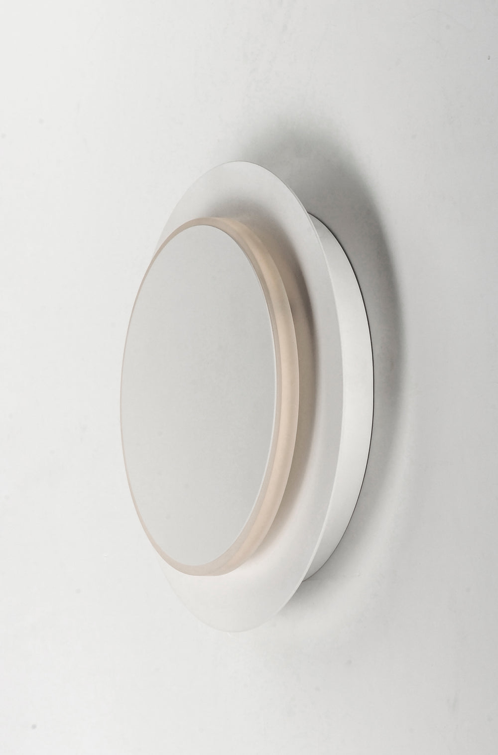 Revolver - LED Flush Mount / Wall Sconce by ET2 Lighting - view 2