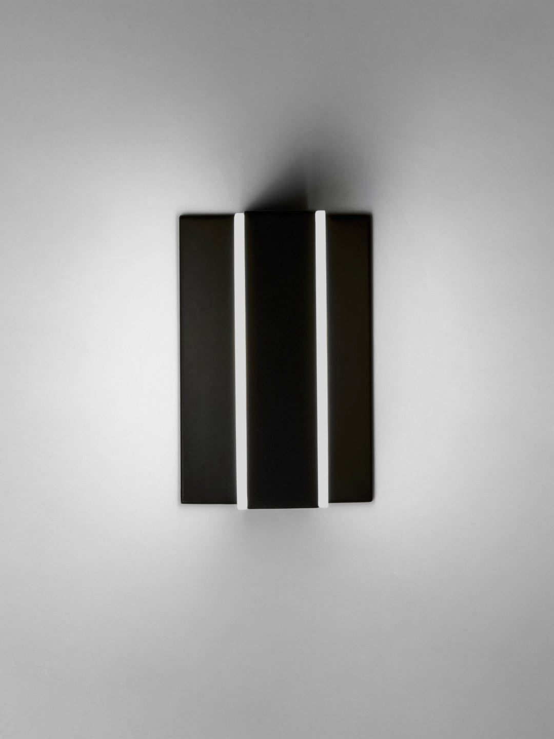 Omni - LED Wall Sconce by ET2 Lighting - view 4