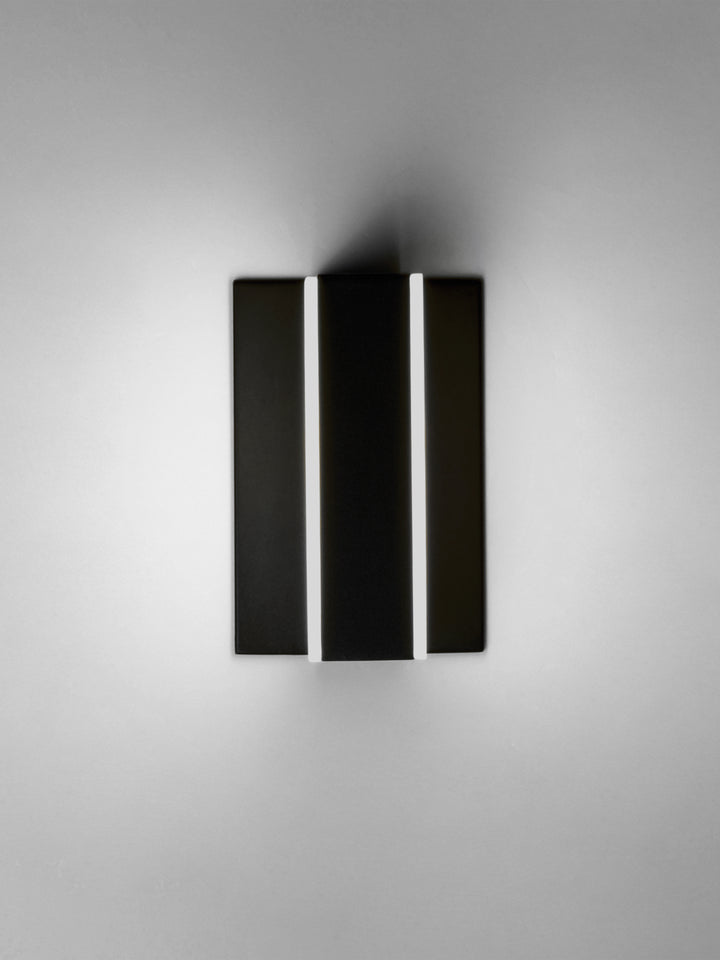 Omni - LED Wall Sconce by ET2 Lighting - view 4