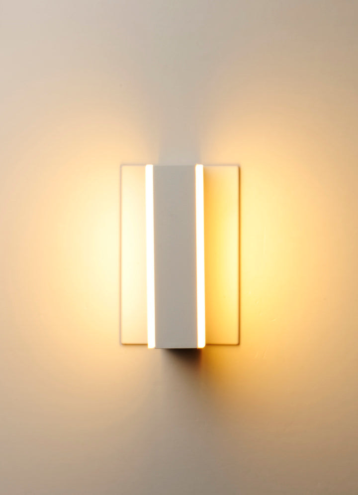 Omni - LED Wall Sconce by ET2 Lighting - view 8