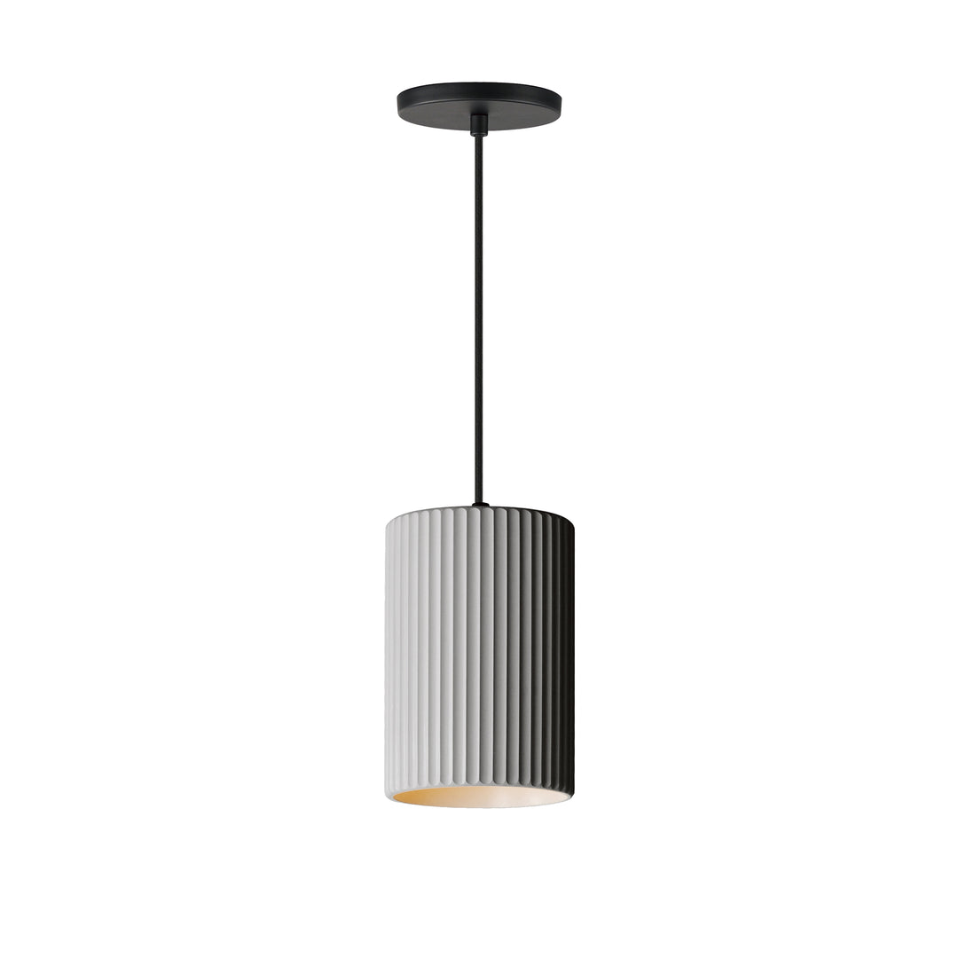 Souffle - 8.5" 1-Light Pendant