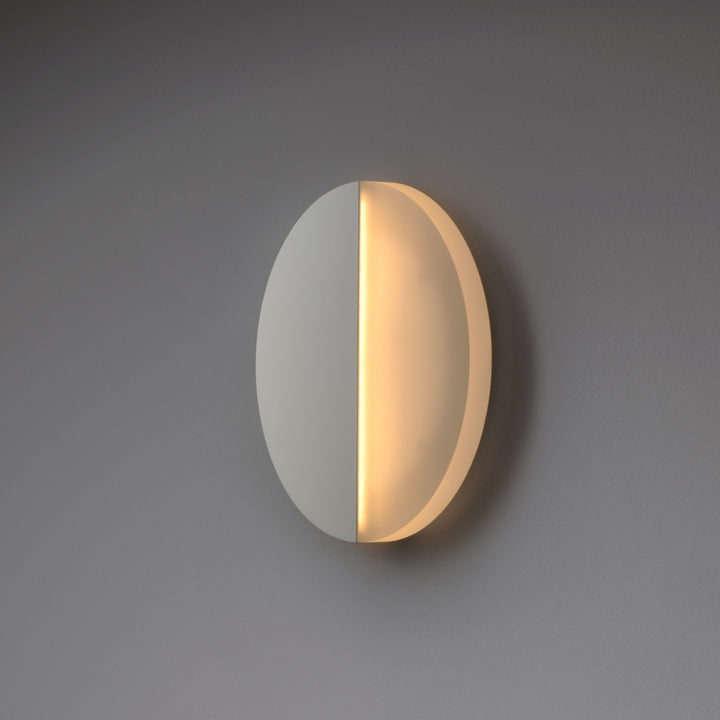Alumilux Glow - LED Outdoor Wall Sconce by ET2 Lighting - view 5