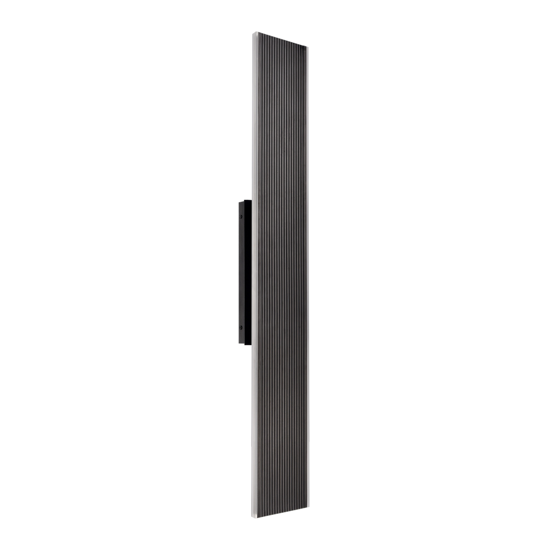Oluk Outdoor Sleek Wall Sconce in Matte Black by Zeev
