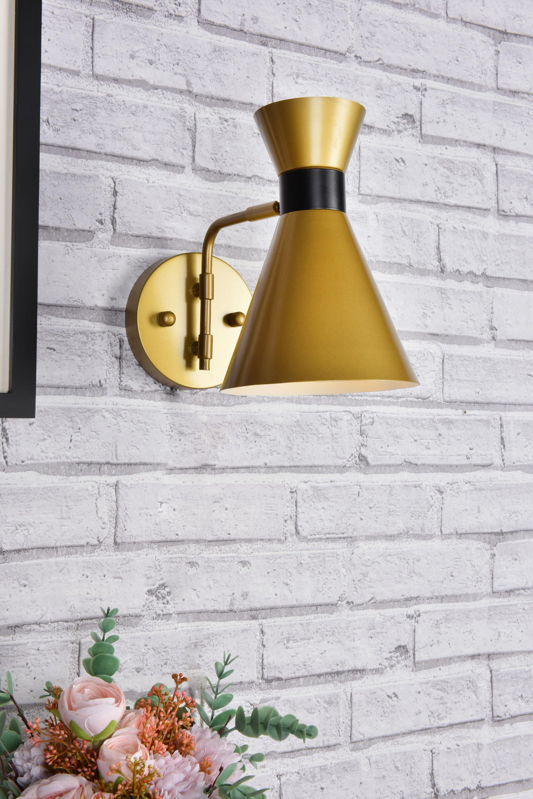 Halycon Wall Sconce by Living District - view 57