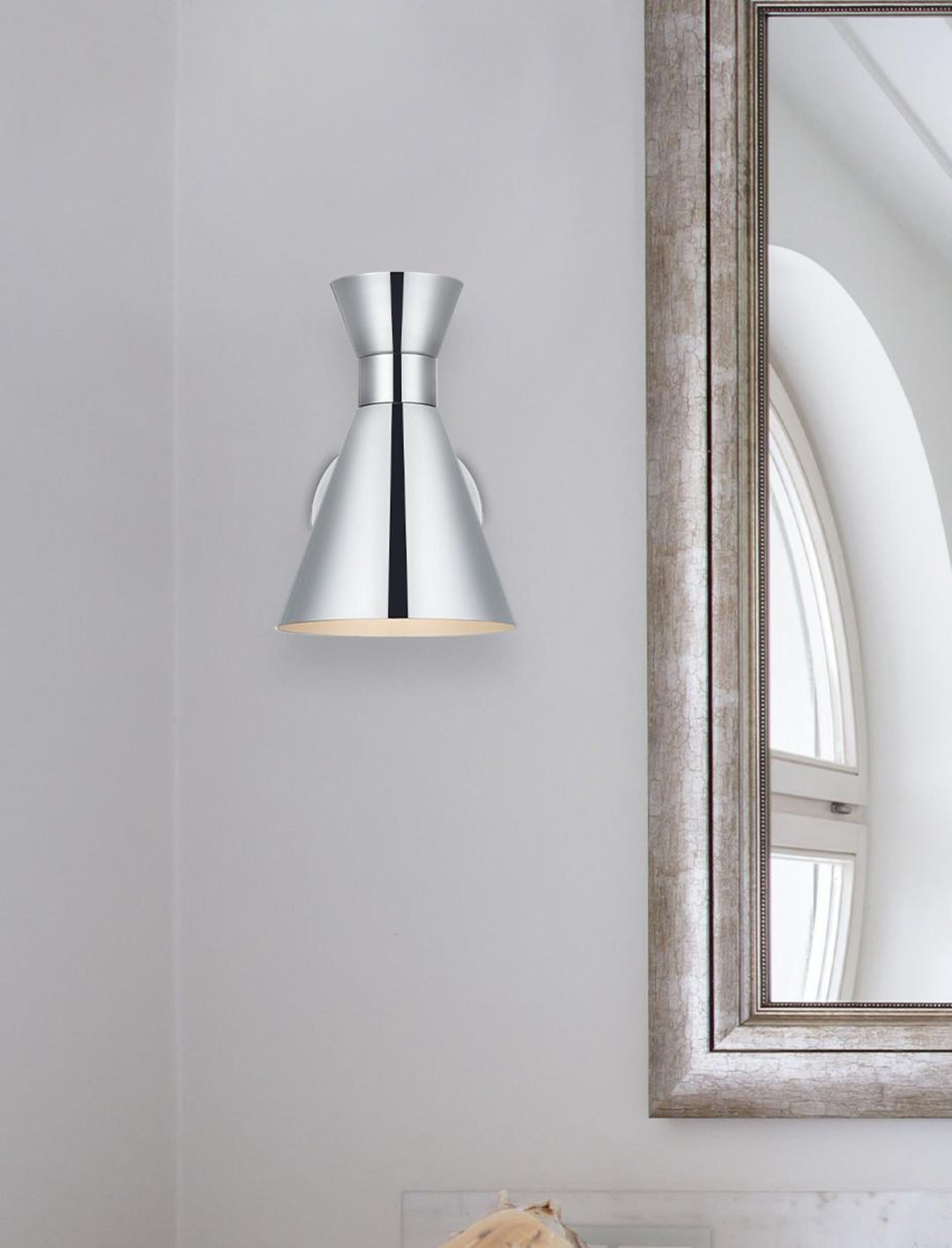Halycon Wall Sconce by Living District - view 16