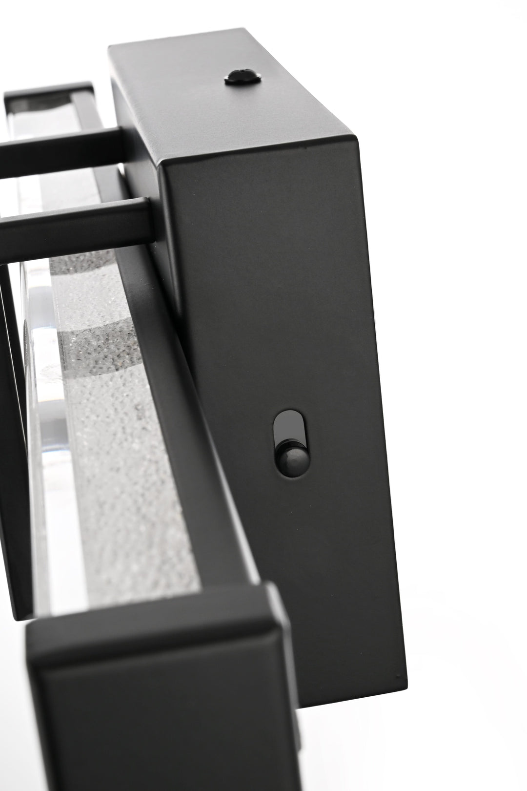 Ivaan Wall Sconce by Living District - view 6