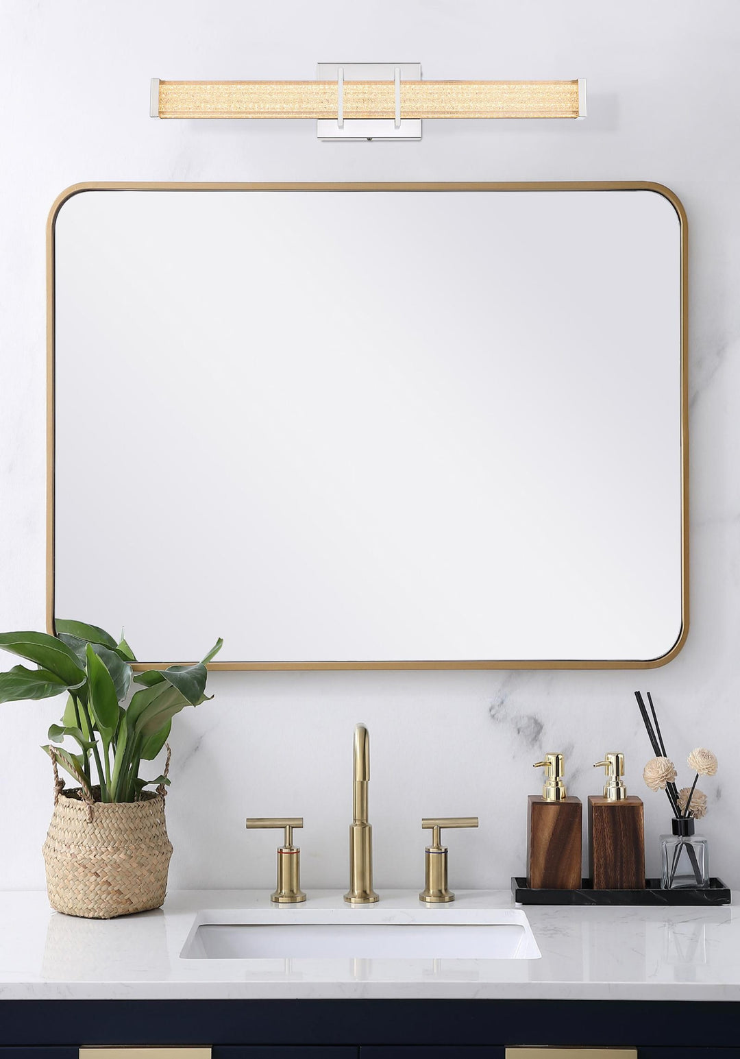 Ivaan Wall Sconce by Living District - view 26