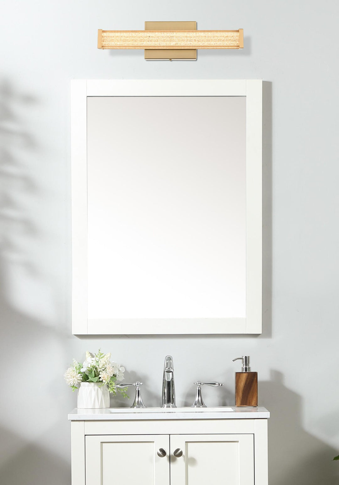 Jaxx Wall Sconce by Living District - view 14