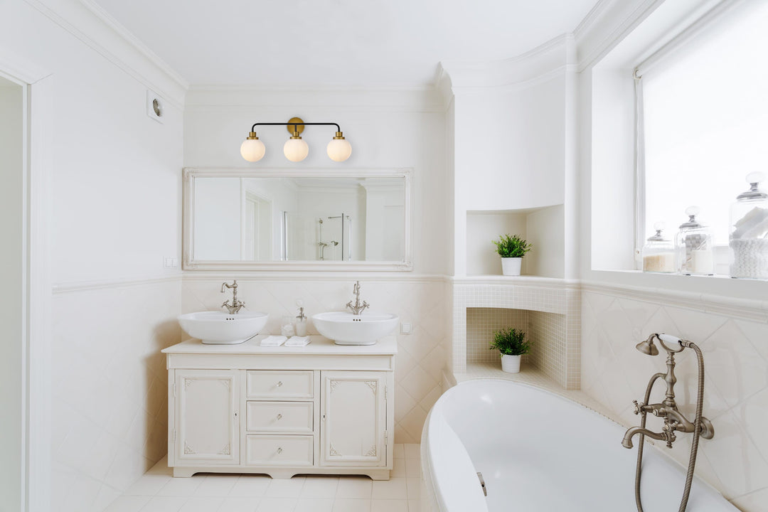Hanson Vanity Light by Living District - view 92