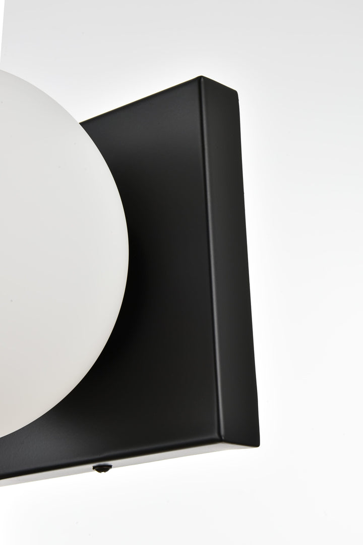 Jaylin Vanity Light by Living District - view 5