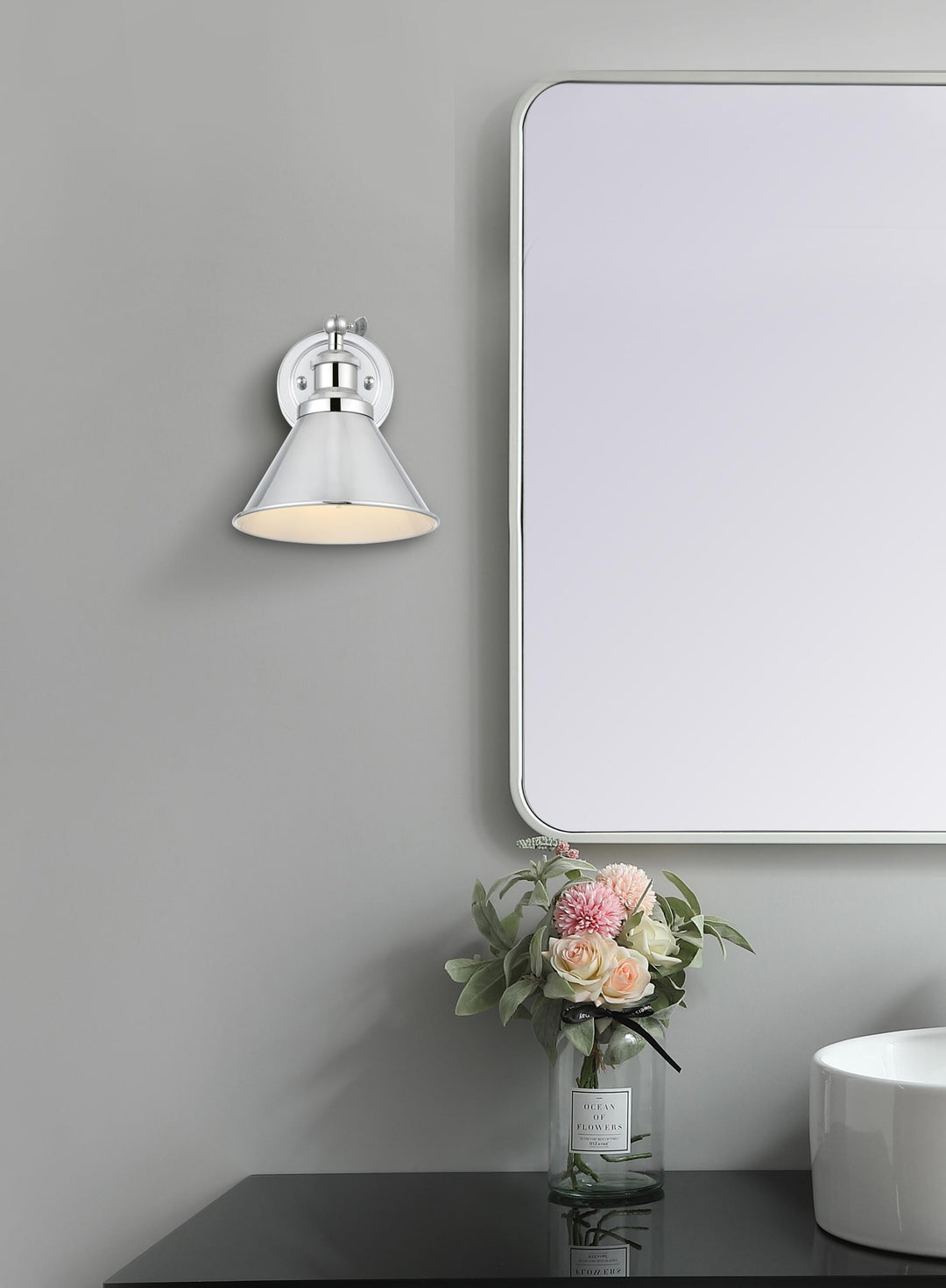 Bentley Wall Sconce by Living District - view 23