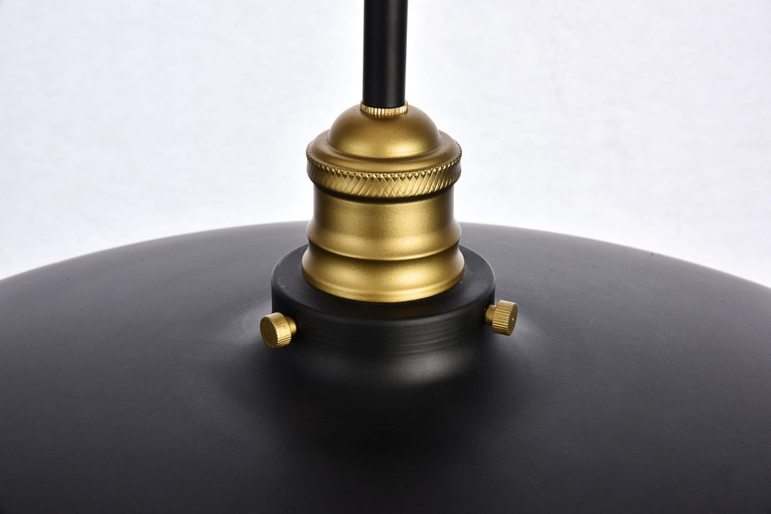 Anders Chandelier by Living District - view 4