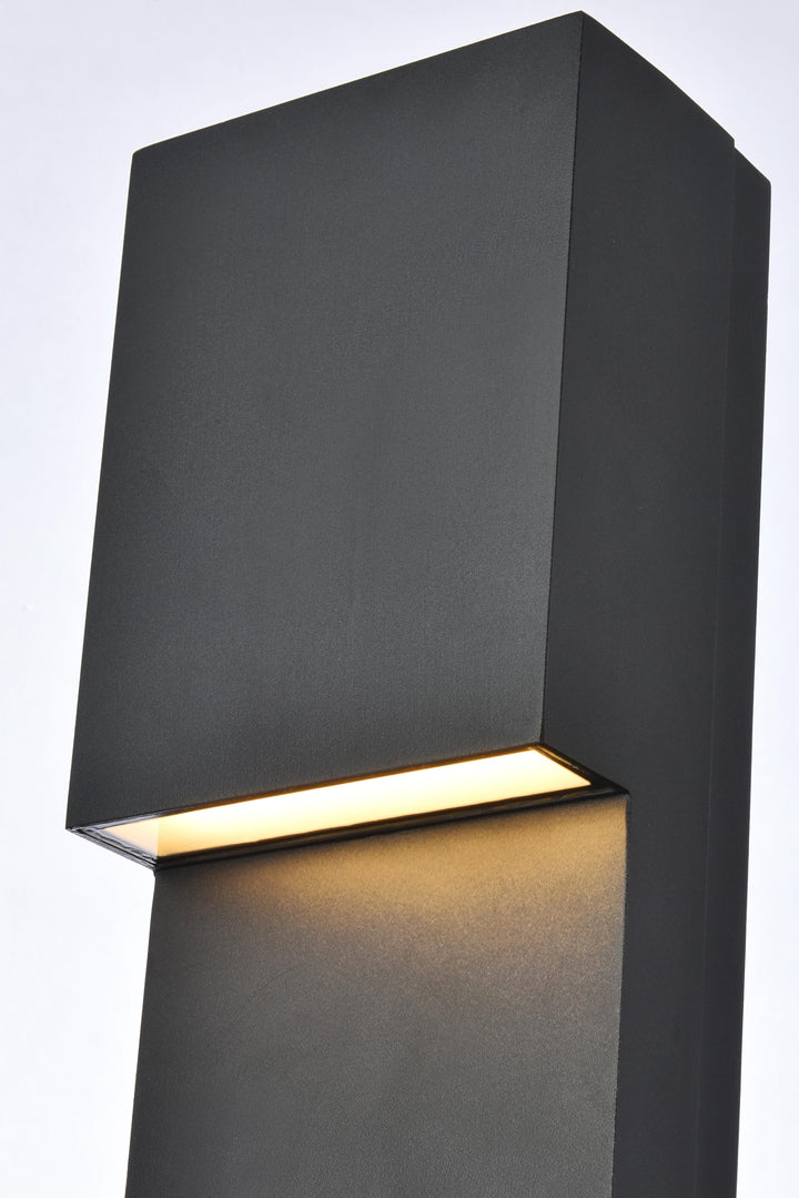 Raine Outdoor Wall Light by Living District - view 94